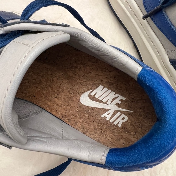 Nike Air Blue and White Sneakers 8.5 - Picture 7 of 7